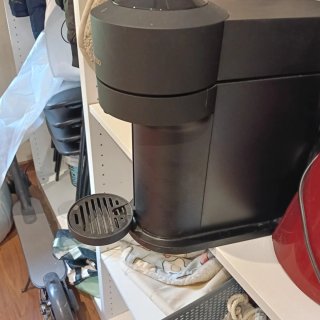 Cafetera Nespresso Negra