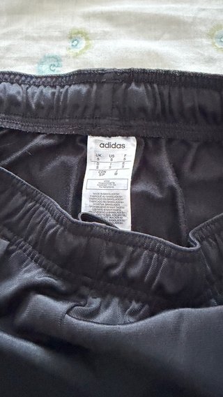 Pantalón de chándal Adidas negro