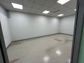 Nave industrial en alquiler en Renfe - Bulevar 1º y 2º Fase en Jaén
