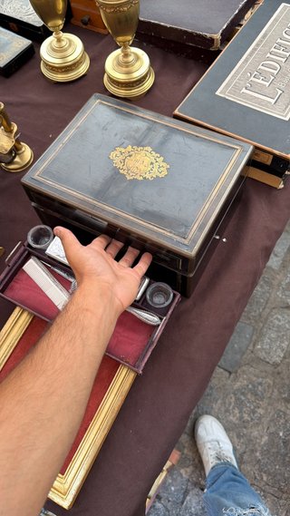 Neceser antiguo de viaje con espejo