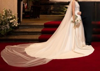 Vestido de novia Adriana Alier, Ayla by Rosa Clará