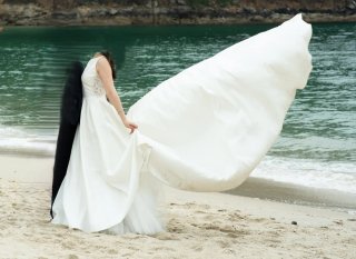 Vestido de novia Adriana Alier, Ayla by Rosa Clará