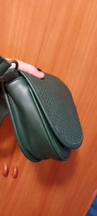 Bolso verde tejido