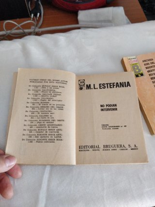 Dos novelas de bolsillo