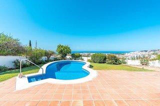 Chalet en venta en Almijara - Capistrano - Cueva de Nerja en Nerja