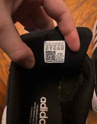Adidas Scarpe nere e bianche