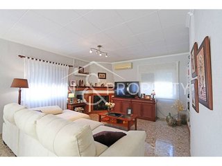 Chalet en venta en Monserrat