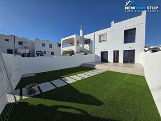 Casa adosada en venta en Urb. El Palmeral en Mojácar