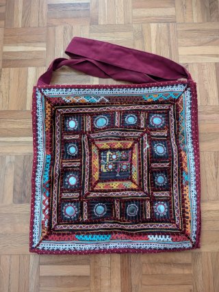 Bolso artesano de saris multicolor