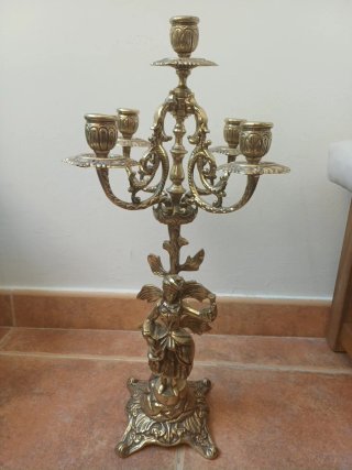 Candelabro antiguo de bronce / latón fundido de 5