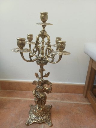 Candelabro antiguo de bronce / latón fundido de 5
