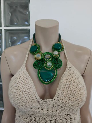 Conjunto Collar y Pendientes Oro y Verde