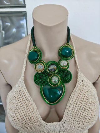 Conjunto Collar y Pendientes Oro y Verde