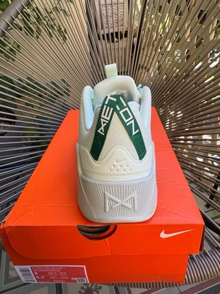 Nike Free Metcon 7 Talla 39 Verde y Blanco