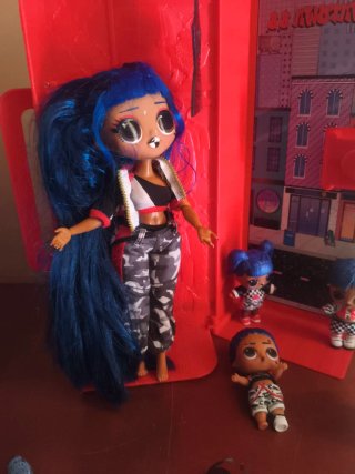 Muñeca LOL con armario y accesorios las 2 muñecas