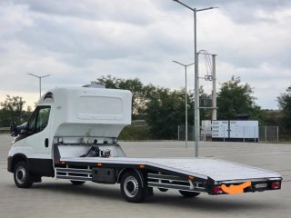 Iveco porta vehículo