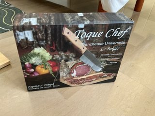 Tagliere Toque Chef con coltello nuovo