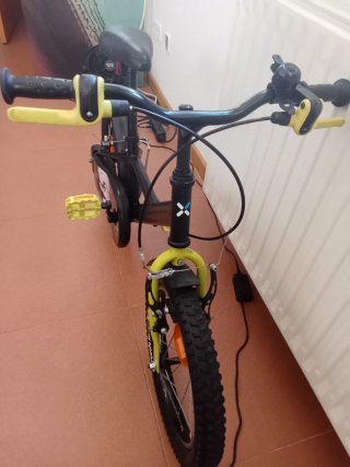 Bicicleta BTWIN 16 Dark Hero
