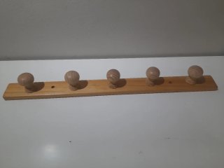 Perchero de madera con 5 ganchos