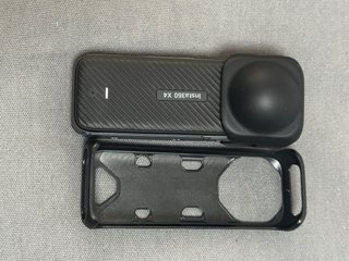 Insta360 X4 + Palo Selfie Extensible + Estuche