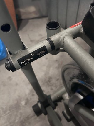 Elíptica gris y azul