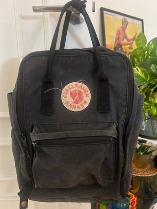 Mochila Fjallraven Kanken Negra/Gris