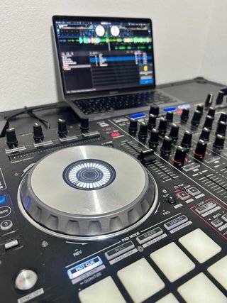 Controlador DJ Pioneer DDJ-SX2