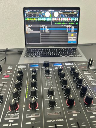 Controlador DJ Pioneer DDJ-SX2