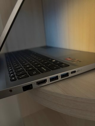 Portatil Acer AMD (8 nucleos 16 hilos)