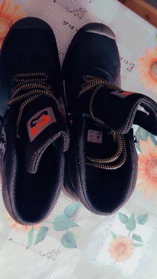 Botas de seguridad Vibram negras