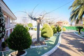 Chalet en venta en Caudete