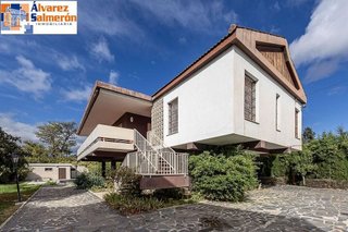 Chalet en venta en Cájar
