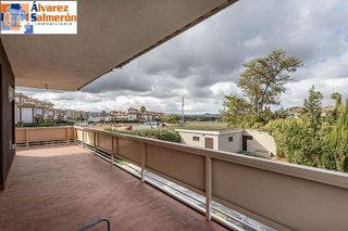 Chalet en venta en Cájar