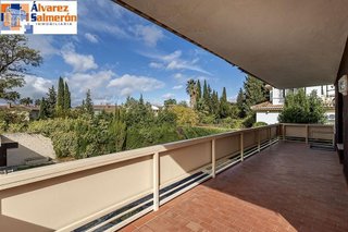 Chalet en venta en Cájar