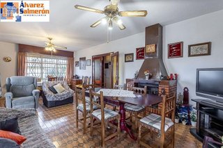 Chalet en venta en Cájar