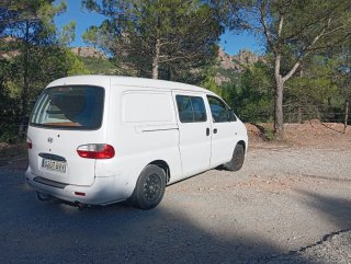 Hyundai H-1 2002