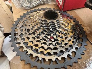 Gruppo Sram Rival AXS E1 Xplr