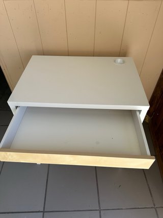Escritorio IKEA MICKE blanco / madera