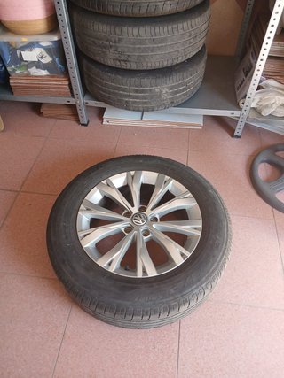 Llantas originales con gomas Volkswagen