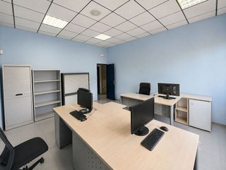 Nave industrial en venta en San Andrés en Madrid