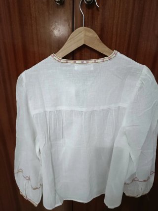 Blusa Brownie bordada talla M