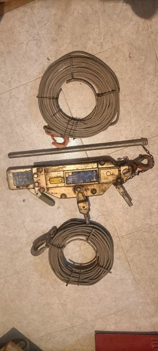 Ternal de obra con cable y palanca