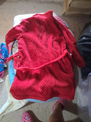 Bata roja 6 años