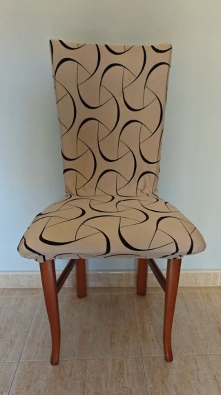 Mesa de comedor con 4 sillas