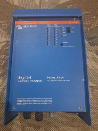 Cargador Batería Victron Skylla-i 24V 100A