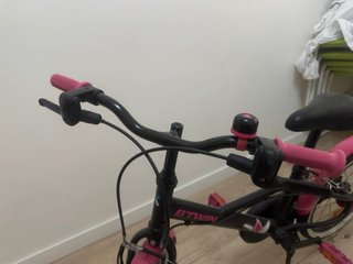 Bicicleta infantile B'TWIN rosa e nera