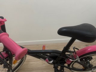 Bicicleta infantile B'TWIN rosa e nera