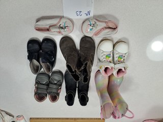 Lote de Zapatos Infantiles Variados. 22, 23, 24 25