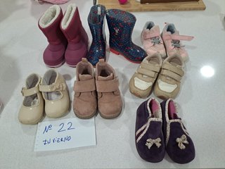 Lote de Zapatos Infantiles Variados. 22, 23, 24 25