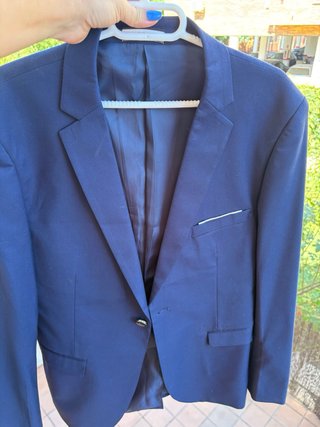 Traje hombre , chaleco  pantalon y corbata negra